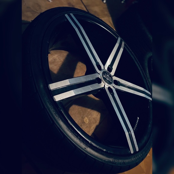 22’s RIMS - Picture 1 of 1